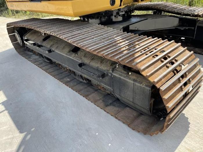 Used 2019 Caterpillar 320