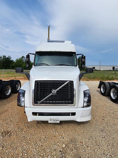 Used 2014 Volvo VLN64T670