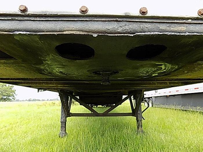 Used 2003 Manac 45'x96" Chip Trailer HD wall