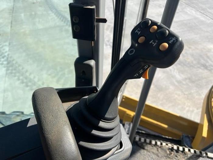 Used 2008 Caterpillar 140M