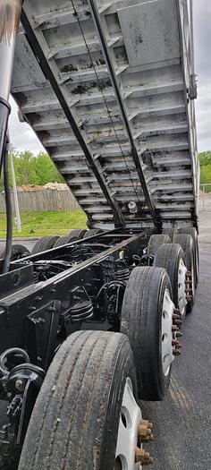 Used 2003 Mack CV713 Granite