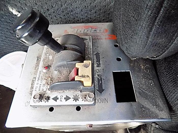 Used 2005 FREIGHTLINER CLASSIC, DETROIT 60 SERIES ENGINE