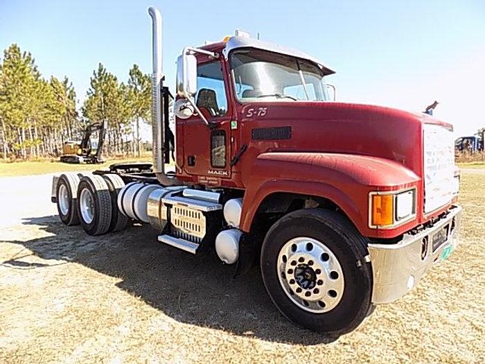 Used 2015 Mack CHU613 Day Cab W/Wet Line ****Automatic Transmission****
