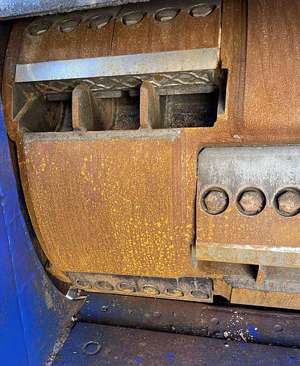 Used 2009 Peterson 4300 micro chipper