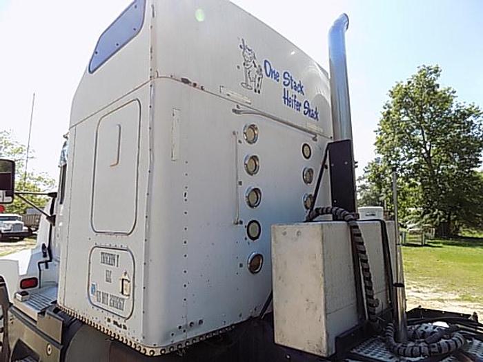 Used 2001 Kenworth T600 Sleeper, CAT C15