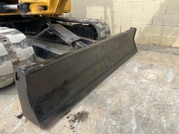 Used 2017 CATERPILLAR 305.5E2