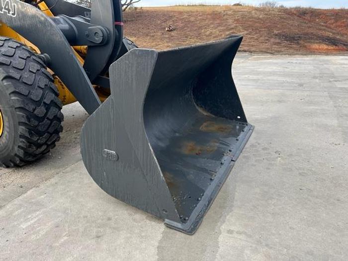 Used 2004 John Deere 544J