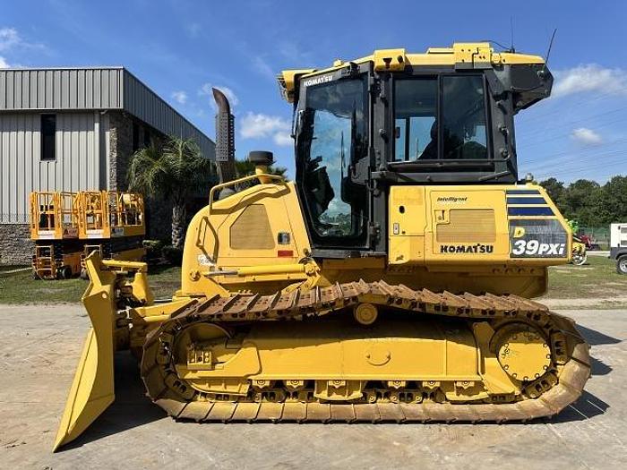 Used 2017 Komatsu D39PXi-24