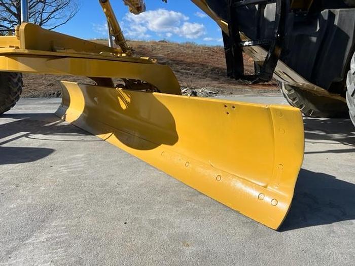 Used 2008 Caterpillar 140M