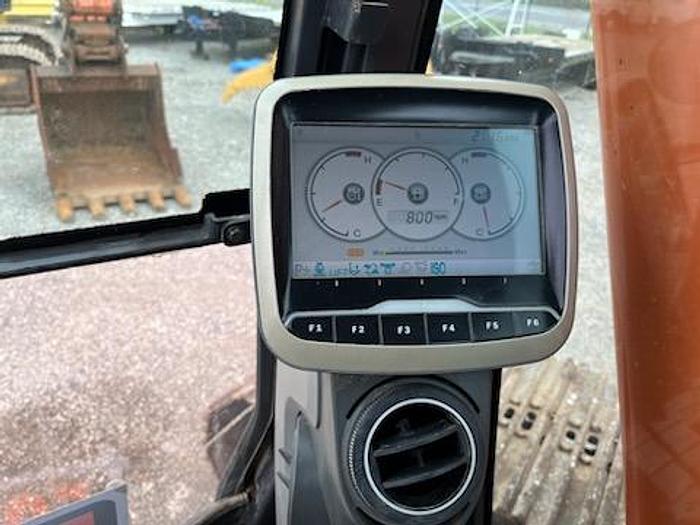 Used 2014 Doosan DX225LC