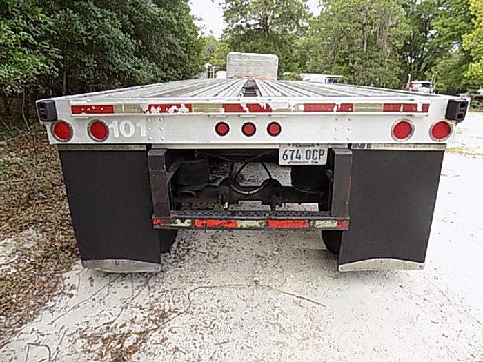 Used 1999 UTILITY TRAILER CORP FLATBED 102 x 48
