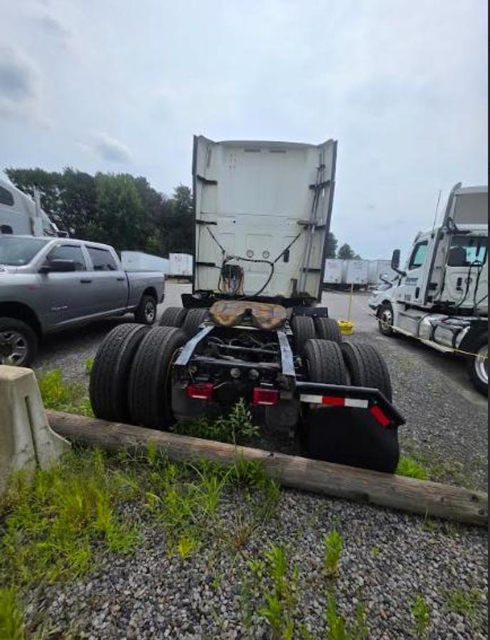 Used 2016 International Prostar 122