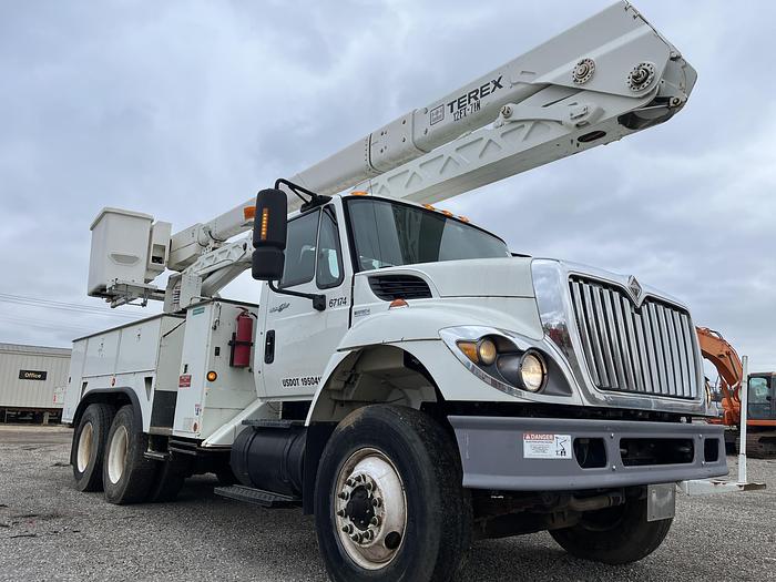 Used 2011 International 7400