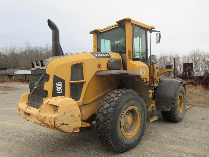 Used 2014 Volvo L90