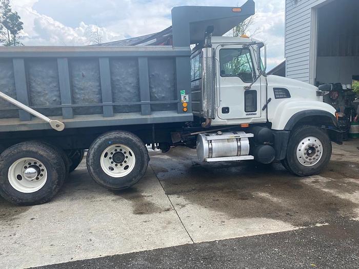 Used 2006 Mack *** ALLISON AUTOMATIC *** CV713 Granite