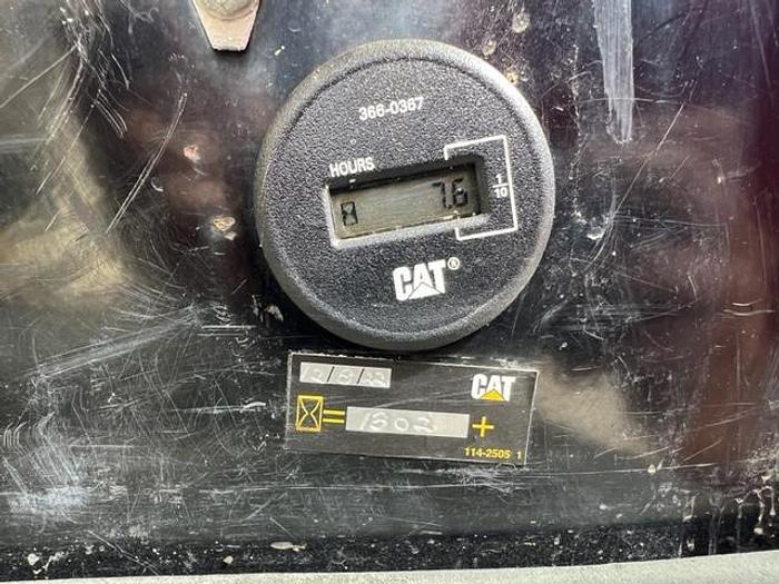 Used 2017 CATERPILLAR 305.5E2