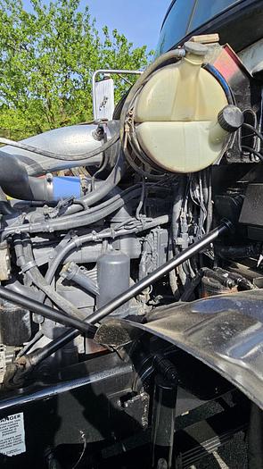 Used 2005 *** ALLISON AUTOMATIC *** Mack CV713 Granite