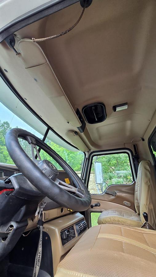 Used 2003 Mack *** ALLISON AUTOMATIC *** CV713 Granite