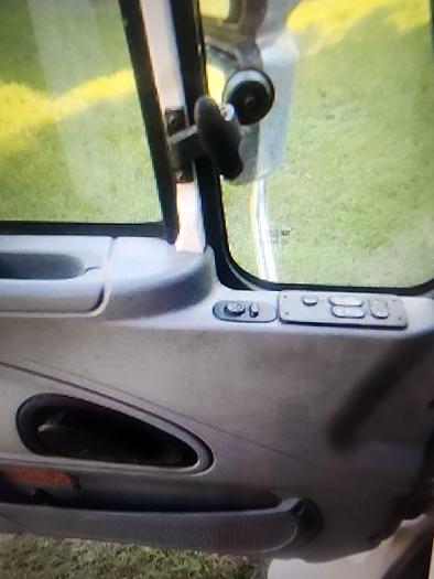 Used 2007 International 7400  *** Allison Auto ***