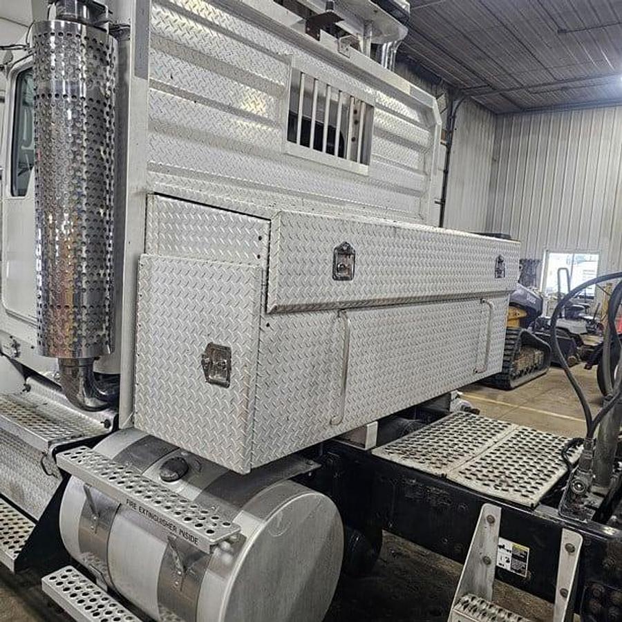 Used 2007 Kenworth T800 DAY CAB/ Drop Axle