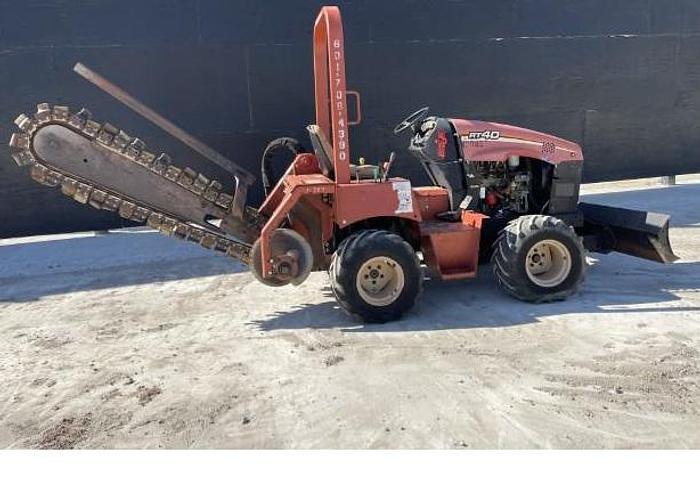 Used 2003 Ditch Witch RT45