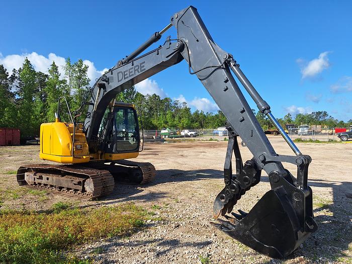 Used 2015 John Deere 135G