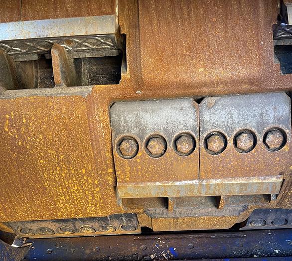 Used 2009 Peterson 4300 micro chipper