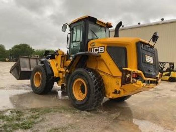 Used 2018 JCB 427ZX T4F / with high tip bucket 