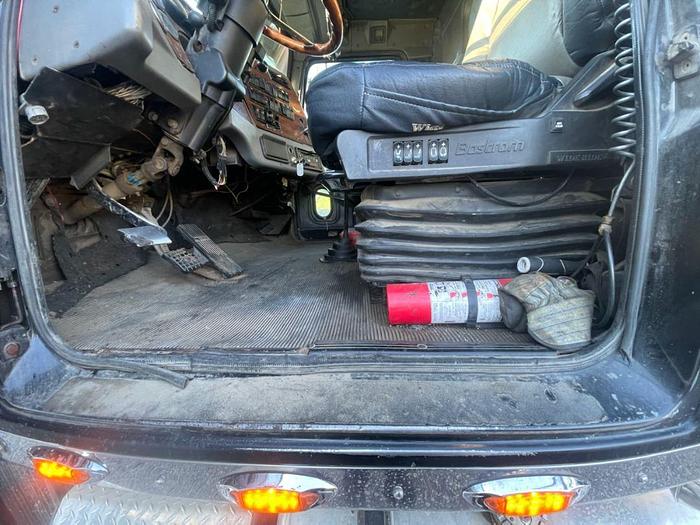 Used 2000 Western Star 4900 Dump Truck