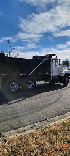 Used 2000 Mack *** Allison Automatic ***  RD688s