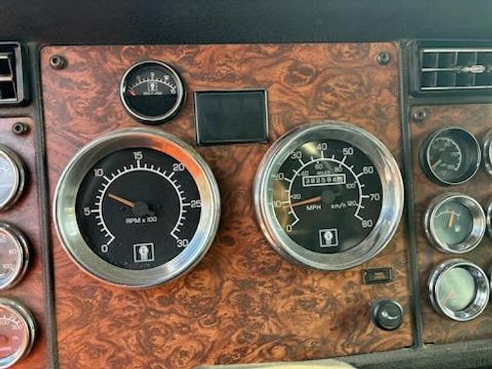 Used 2001 Kenworth T800