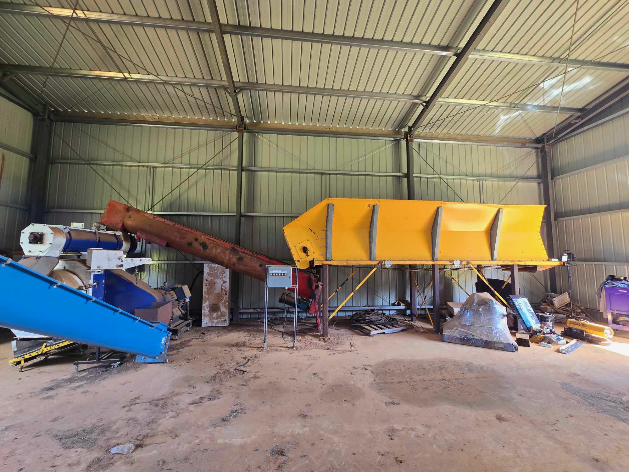 Used 2019 Pallet mill With hammer mill
