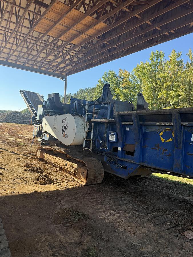 Used 2009 Peterson 4710 on tracks