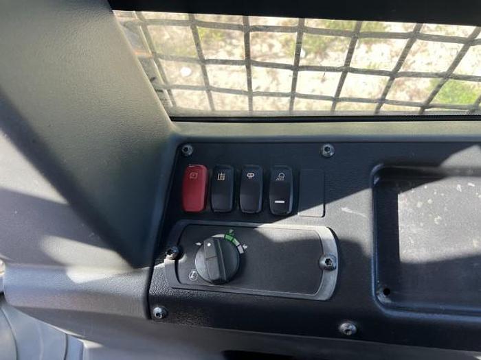 Used 2016 CATERPILLAR D3K2 LGP