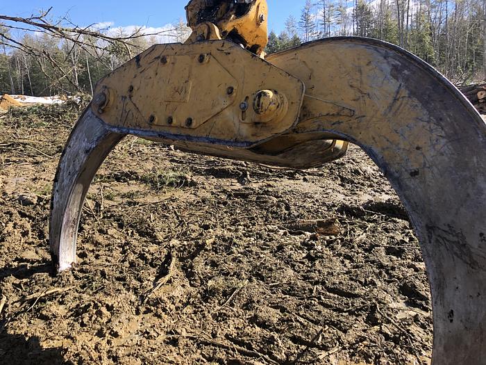 Used 2015 CAT 545D Skidder