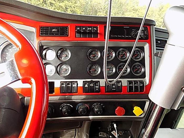 Used 2014 Kenworth T6 Tandem Axle Sleeper