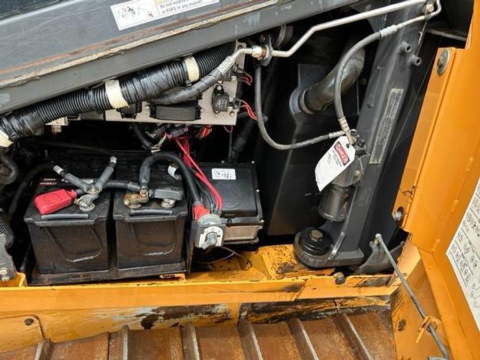 Used 2014 Case 2050M LGP