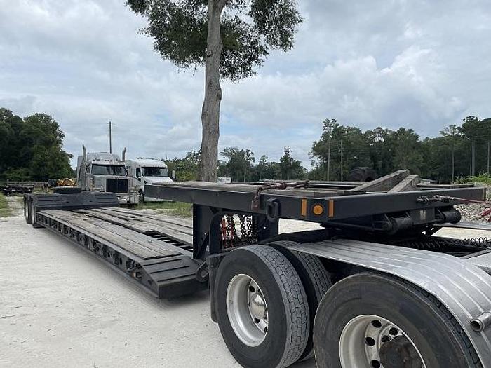 Used 2011 Fontaine Detach Low Boy Renegade LX40