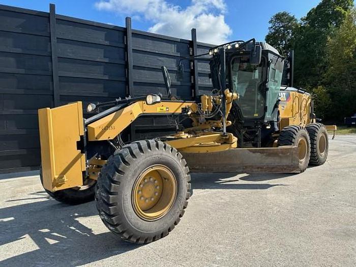 Used 2019 Caterpillar 120