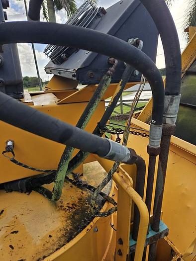 Used 2000 OXBO Big Jack with VPC1500 Bean Head