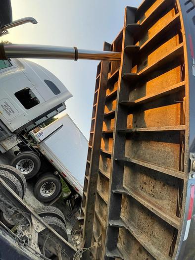 Used 2011 *** ALLISON  AUTOMATIC *** Kenworth T800