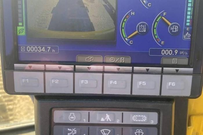 Used 2020 Komatsu PC130LC-11