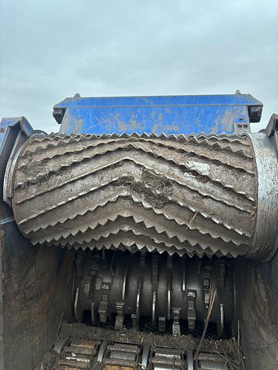 Used 2009 Peterson 4710B On Tracks