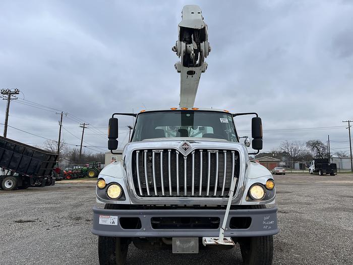 Used 2010 International 7400 Bucket Truck