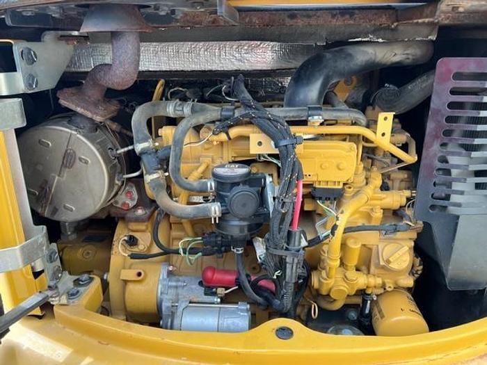 Used 2016 CATERPILLAR 304E2 CR