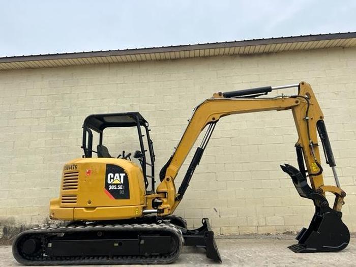 Used 2018 CATERPILLAR 305.5E2
