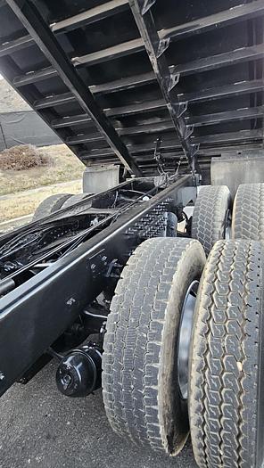 Used 2005 Mack *** ALLISON AUTOMATIC *** CV713 Granite