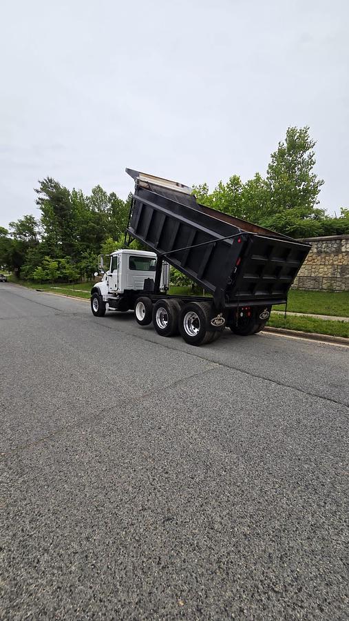 Used 2003 Mack *** ALLISON AUTOMATIC *** CV713 Granite