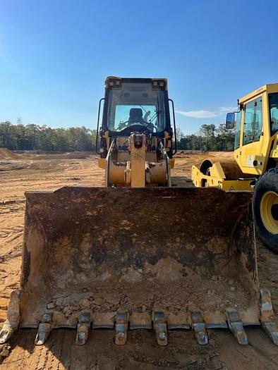 Used 2015 Caterpillar 963D