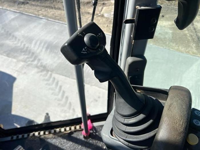 Used 2008 Caterpillar 140M